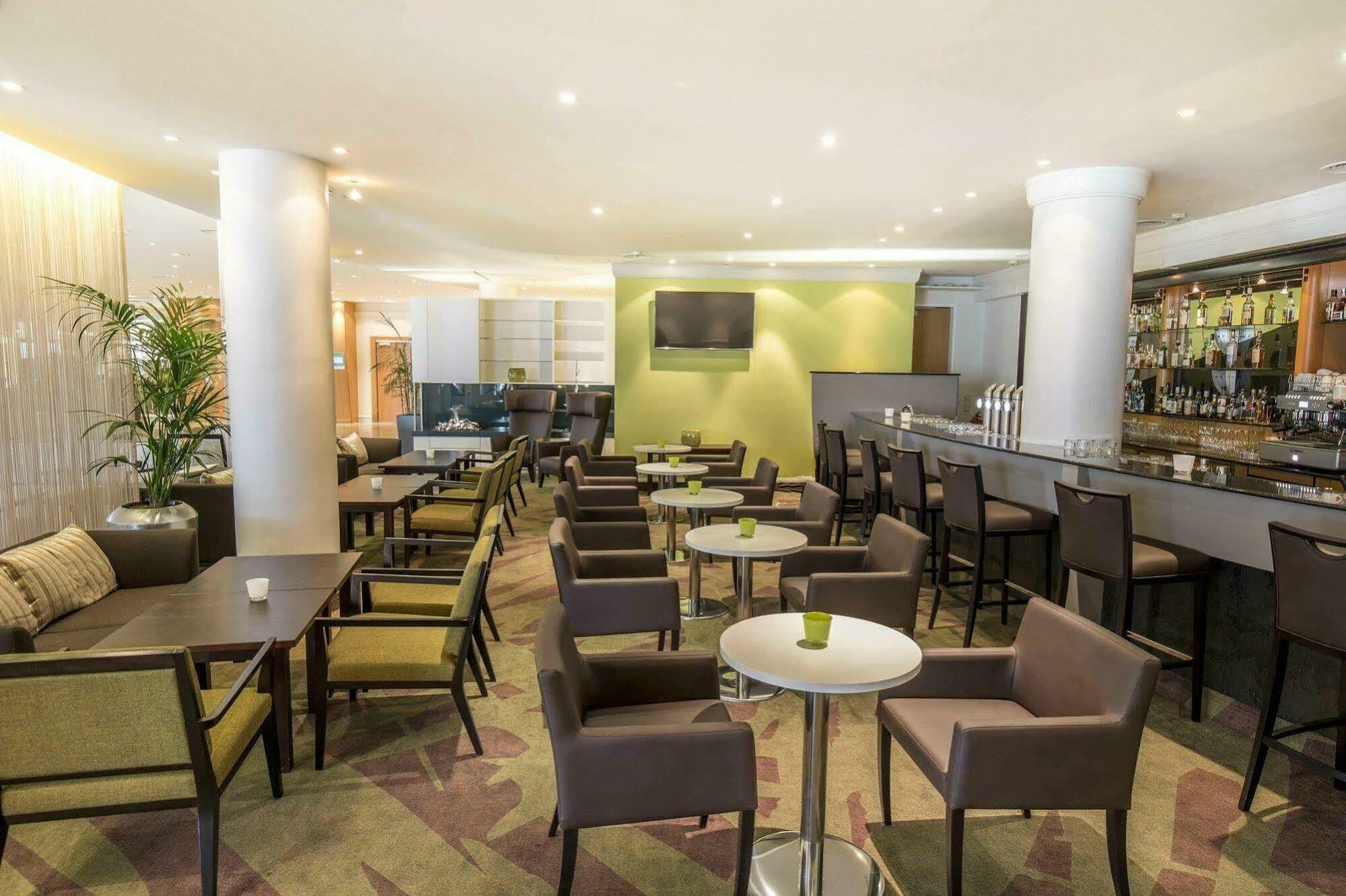 Hilton Garden Inn Vienna South Restaurant photo